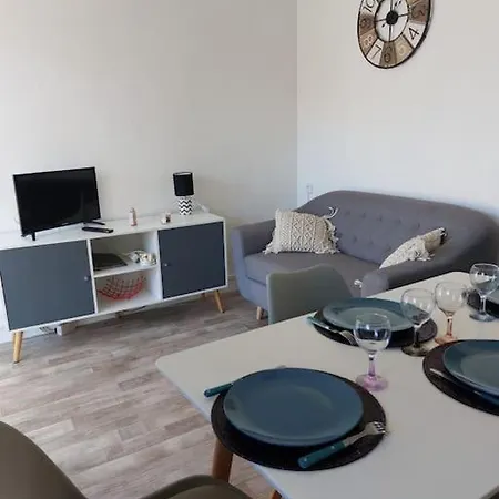 Апартаменты Location De Кане